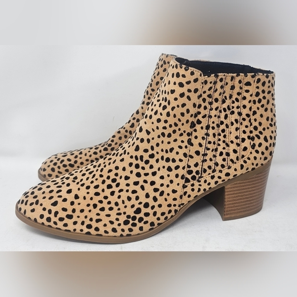 Maurice's Women's Nyla Leopard Faux Suede Ankle Booties Size 11